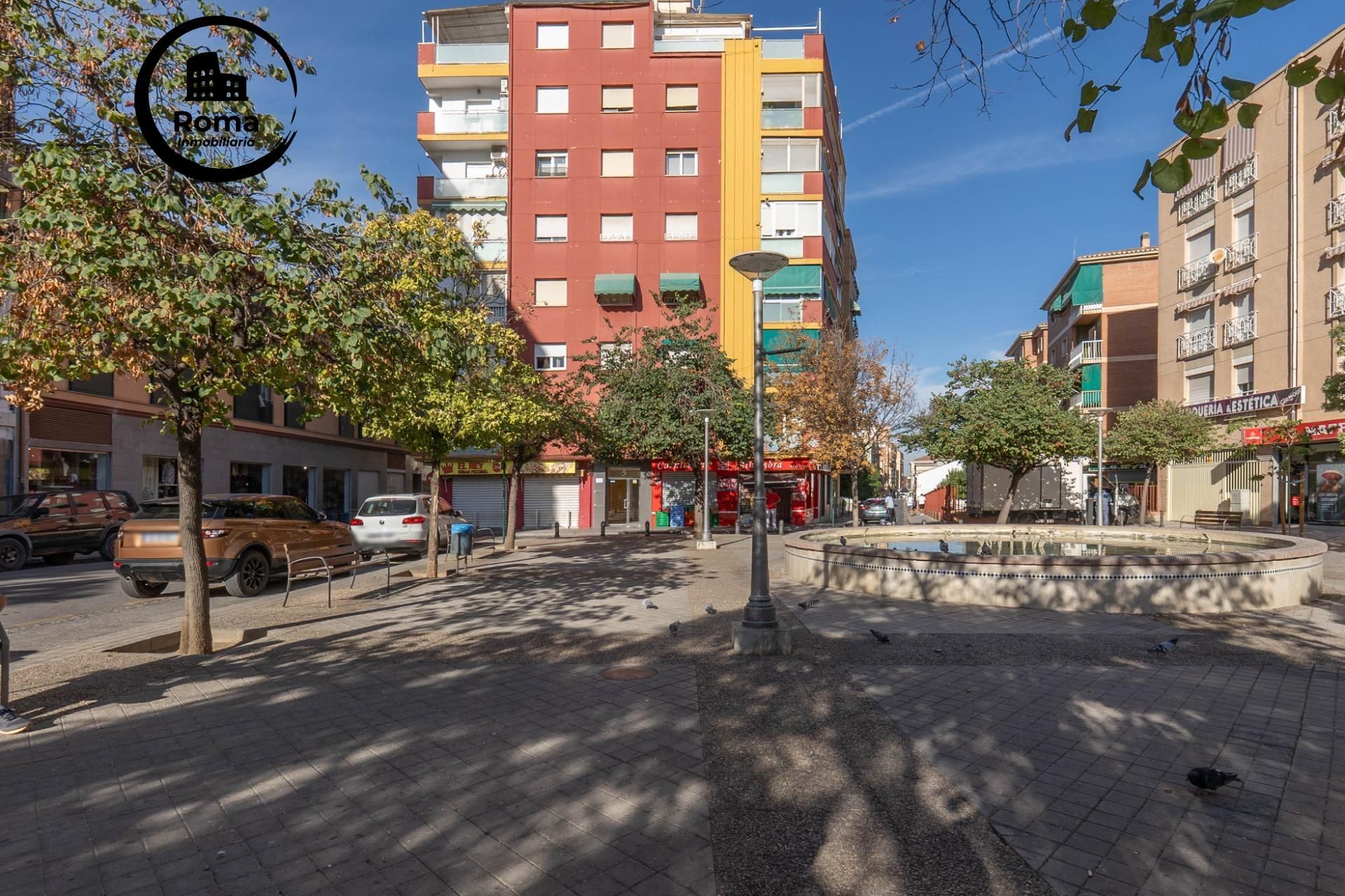 Vista exterior de Pis en venda en  Granada Capital