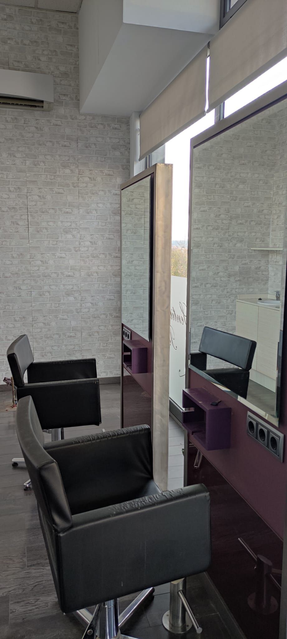 Baño de Local en venta en Terrassa con Aire acondicionado