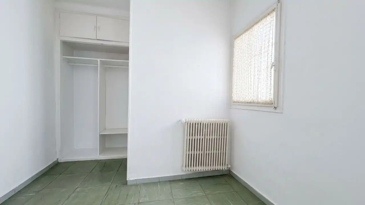 Schlafzimmer von Wohnung zum Verkauf in Barcelona mit Terrasse und Balkon