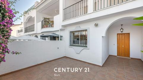 Foto 4 de Casa adosada en venta en Calle Sirio, 18, Los Naranjos, Marbella