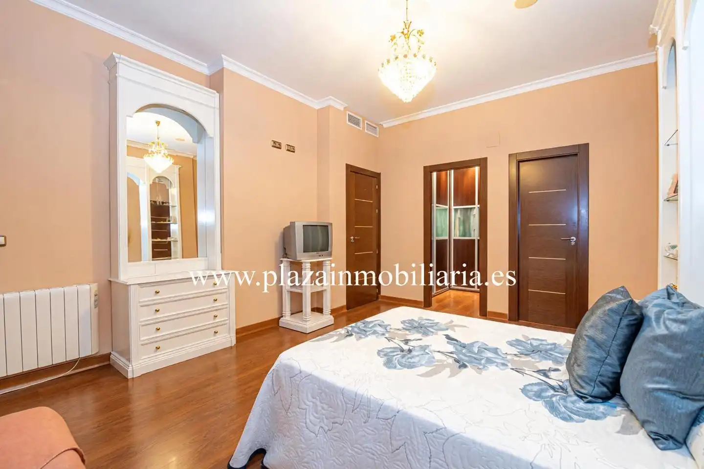 Casa amb balcó en venda a Jardin Lucena, imagen 15
