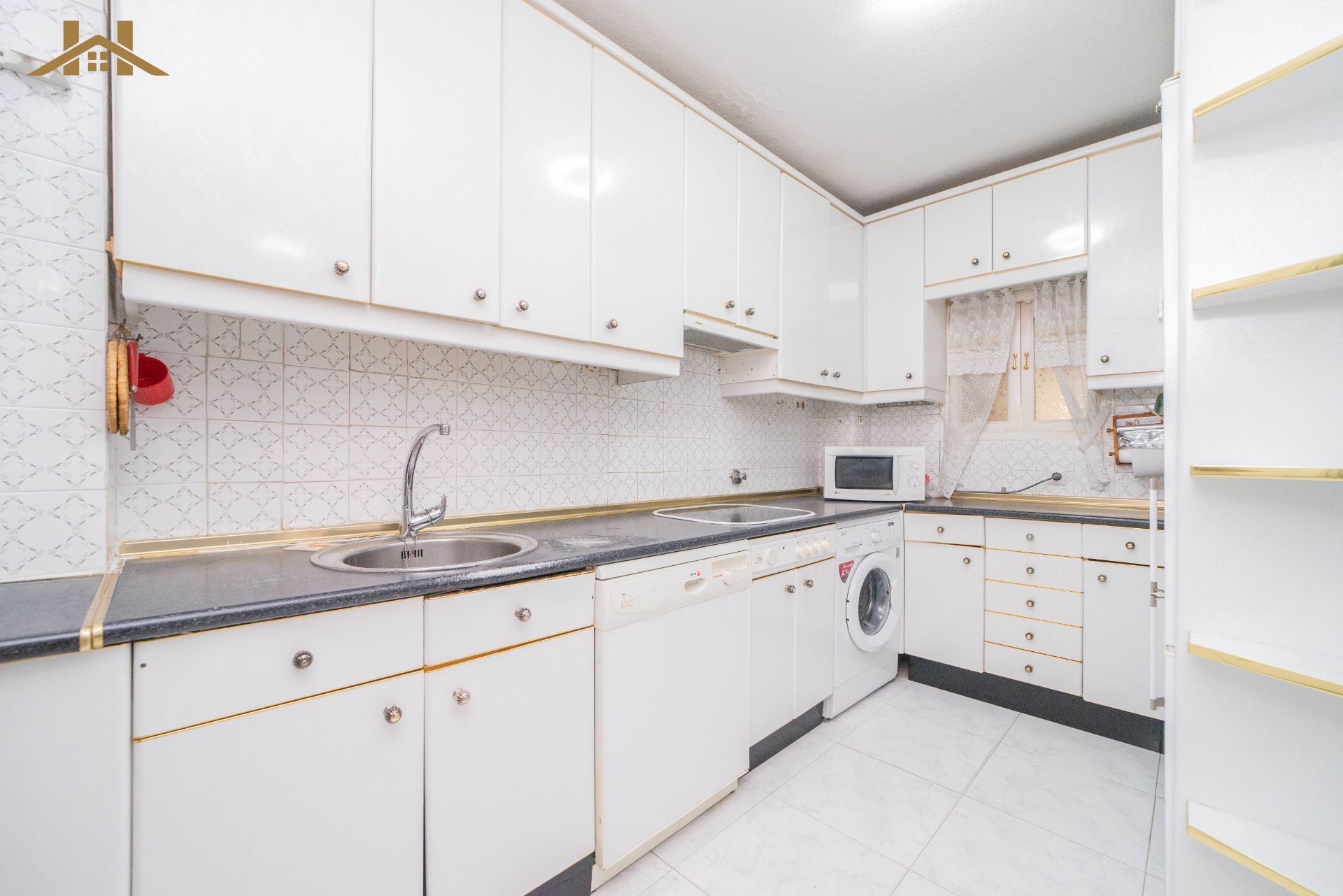 Cocina de Piso en venta en Leganés con Terraza y Trastero