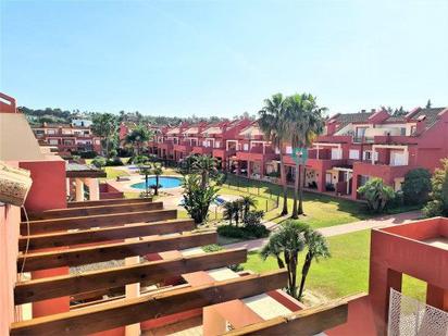 Vista exterior de Casa adosada en venda en Sotogrande amb Aire condicionat, Calefacció i Terrassa