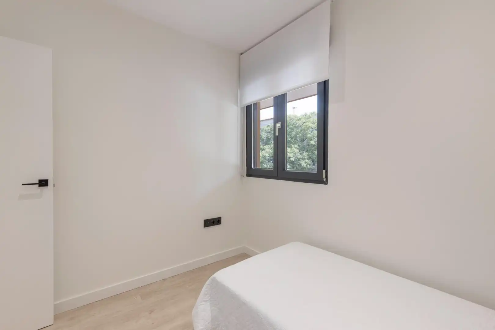 Dormitori de Pis en venda en Granada amb Aire condicionat i Calefacció