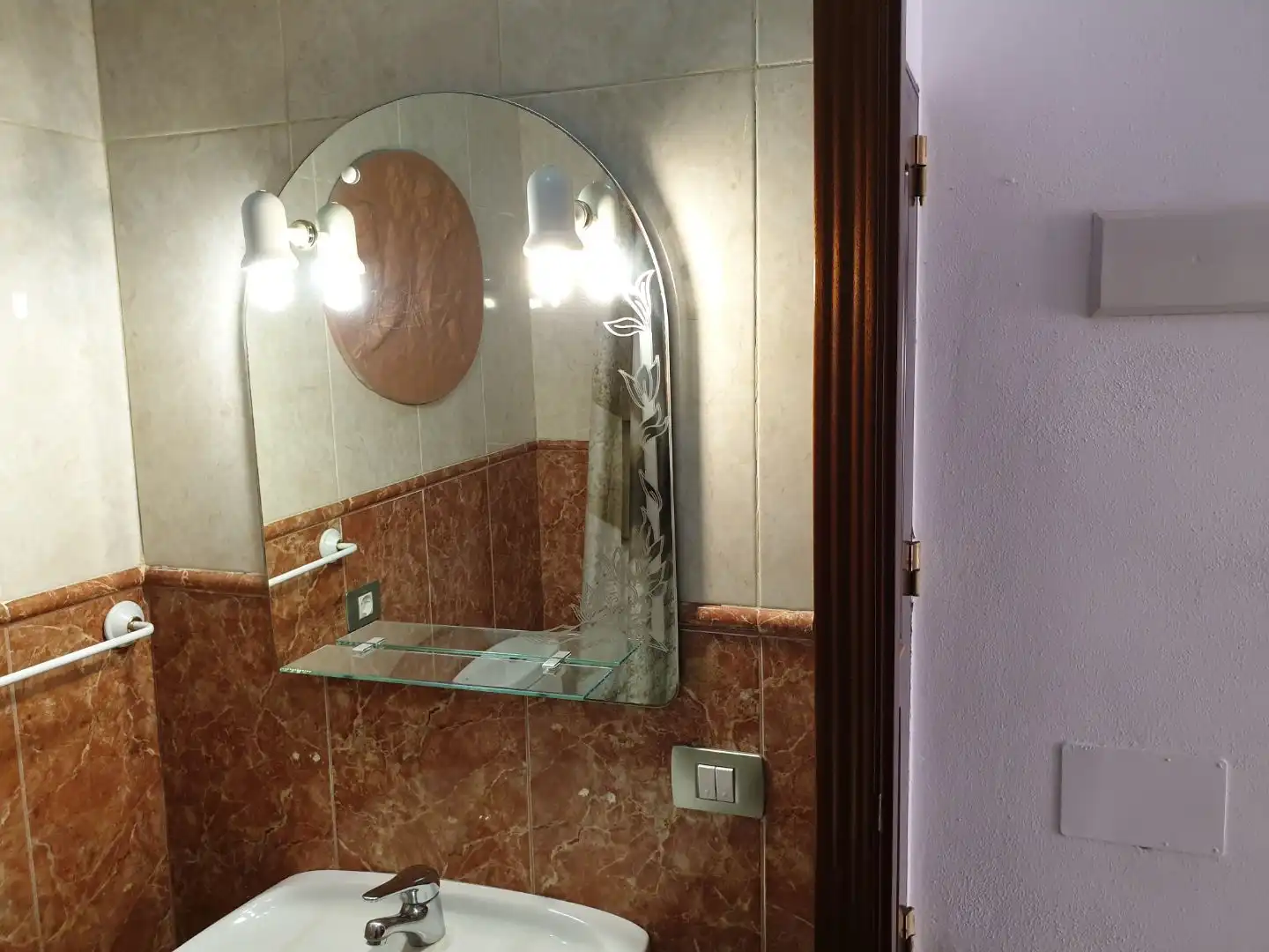 Baño de Piso en venta en Arona con Terraza