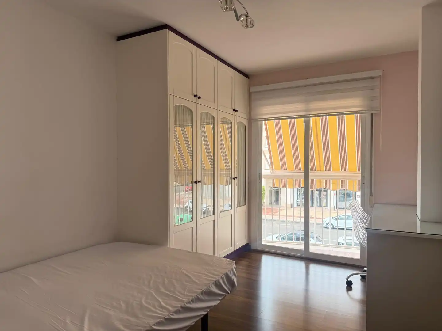 Schlafzimmer von Wohnung zur Miete in Águilas mit Klimaanlage, Parkett und Terrasse