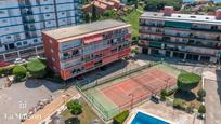 Aparcament de Apartament en venda en Sant Andreu de Llavaneres amb Terrassa, Balcó i Piscina comunitària