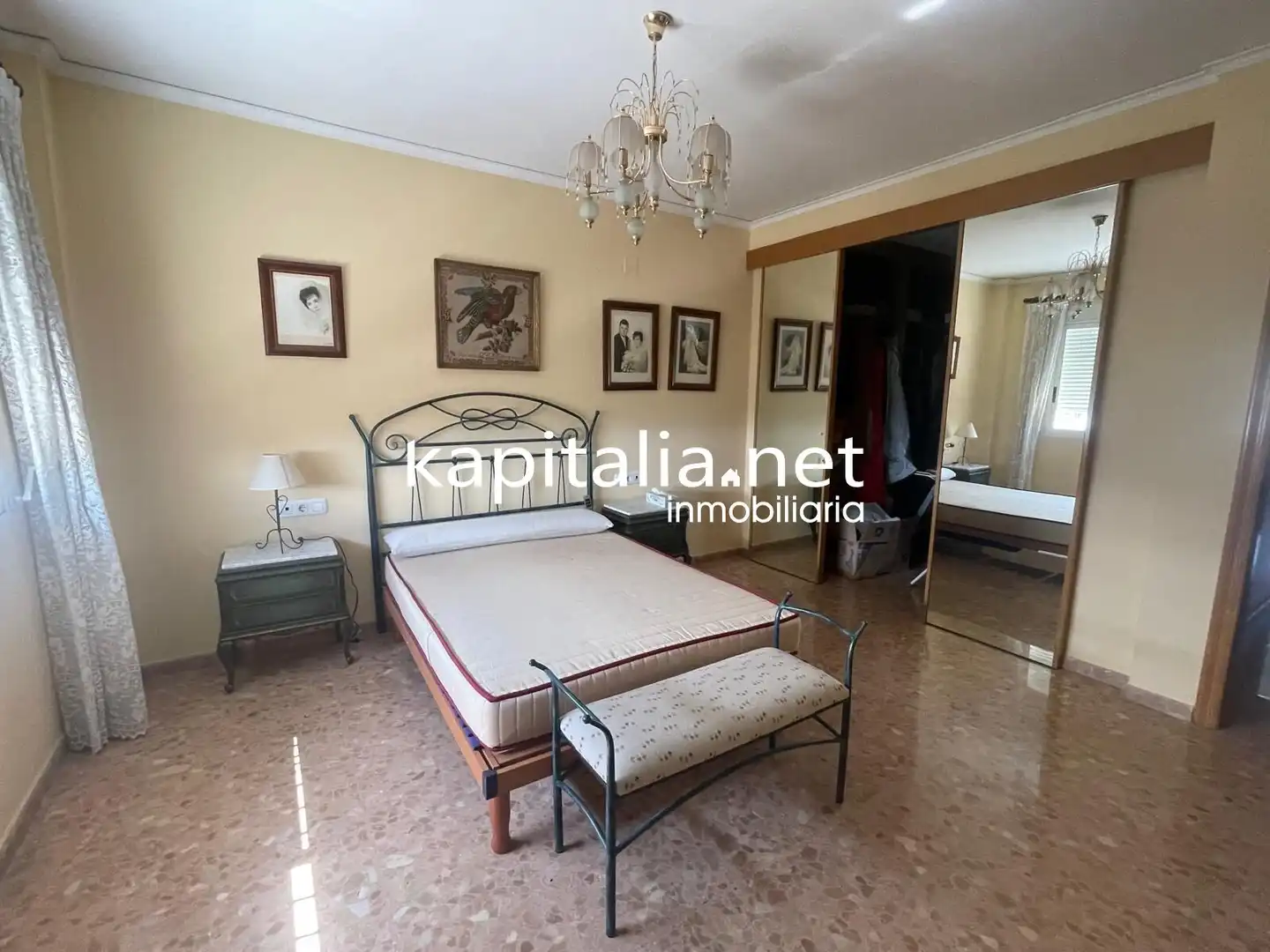 Dormitori de Casa adosada en venda en Llanera de Ranes amb Aire condicionat, Terrassa i Balcó