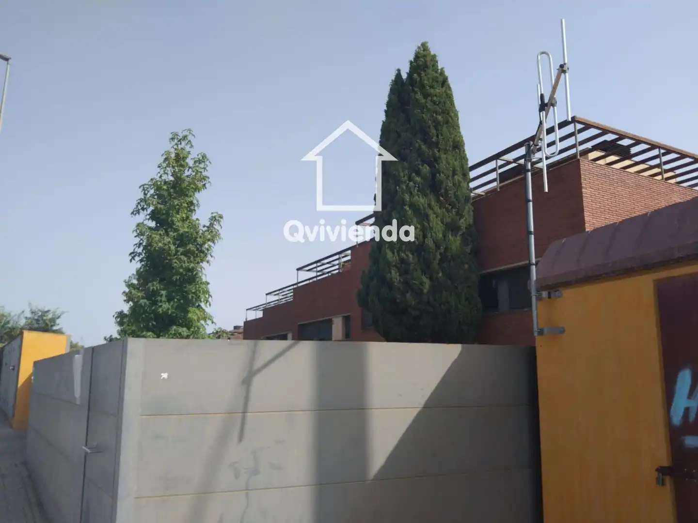 Vista exterior de Casa adosada en venda en Granollers