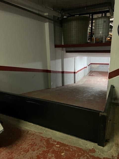 Garage for sale in Santiago el Mayor