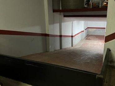 Einzelparkplatz zum Verkauf in Sur
