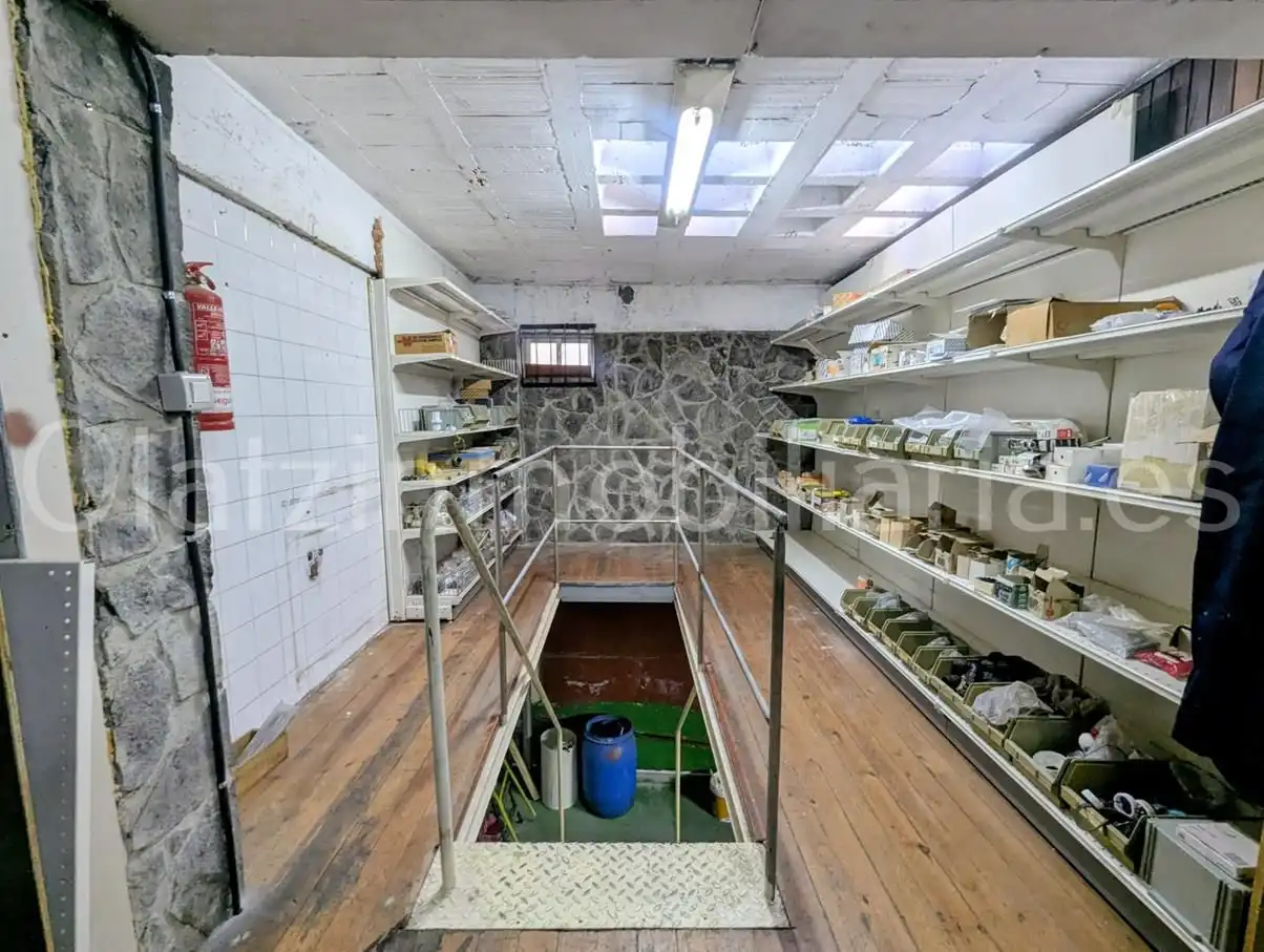 Nave industrial en venta en Laudio / Llodio