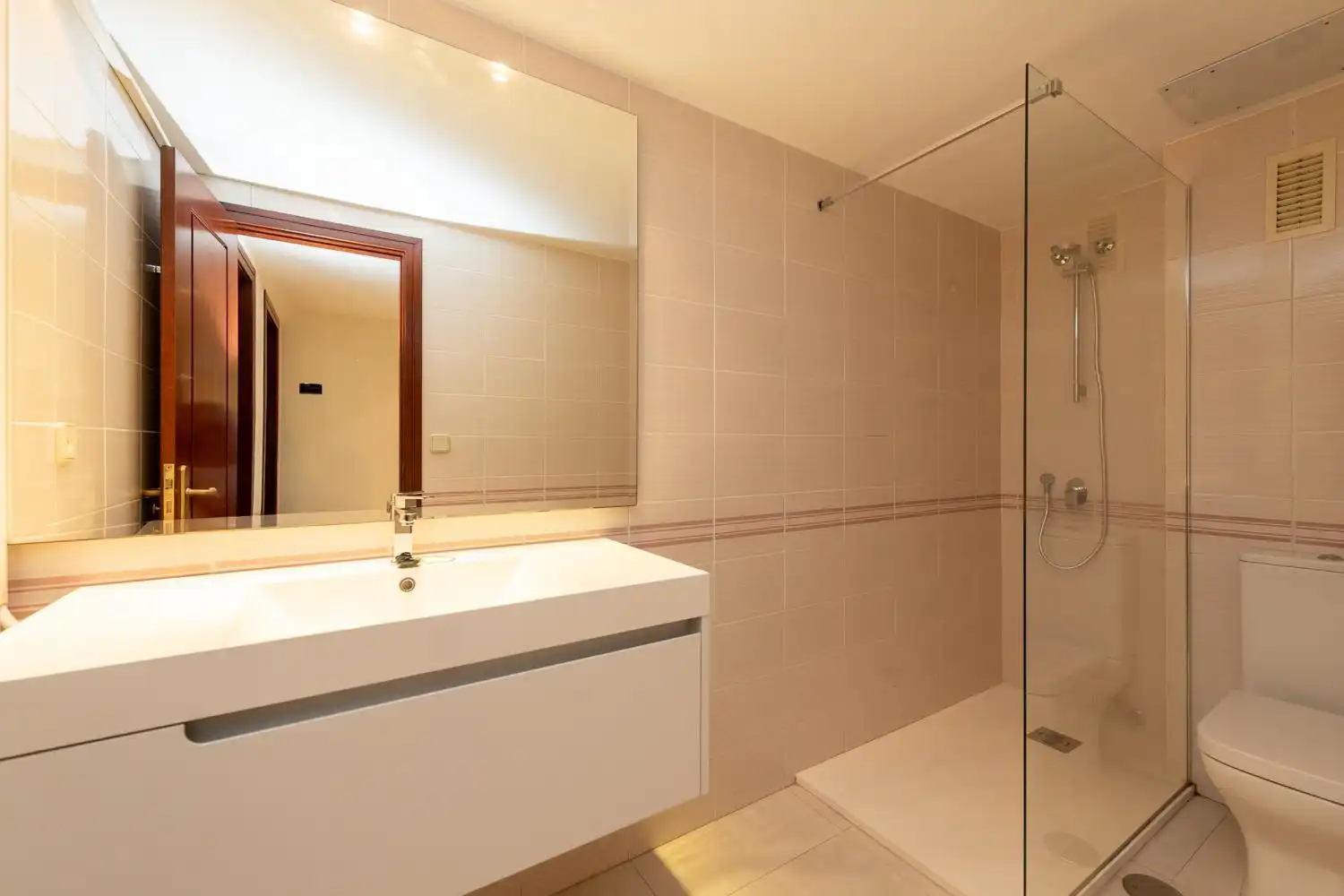 Flat with lift to rent in Calle de San Juan Bosco, imagen 11