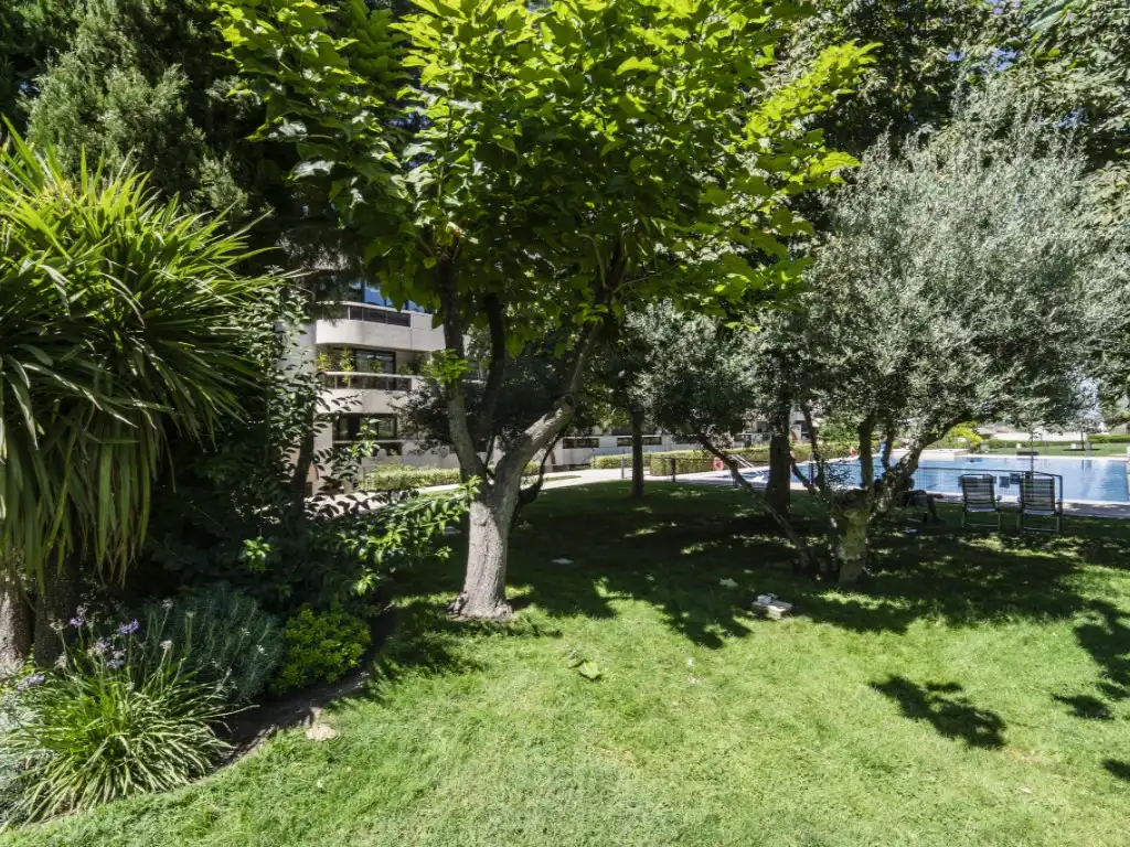 Garten von Wohnung zur Miete in Madrid mit Klimaanlage
