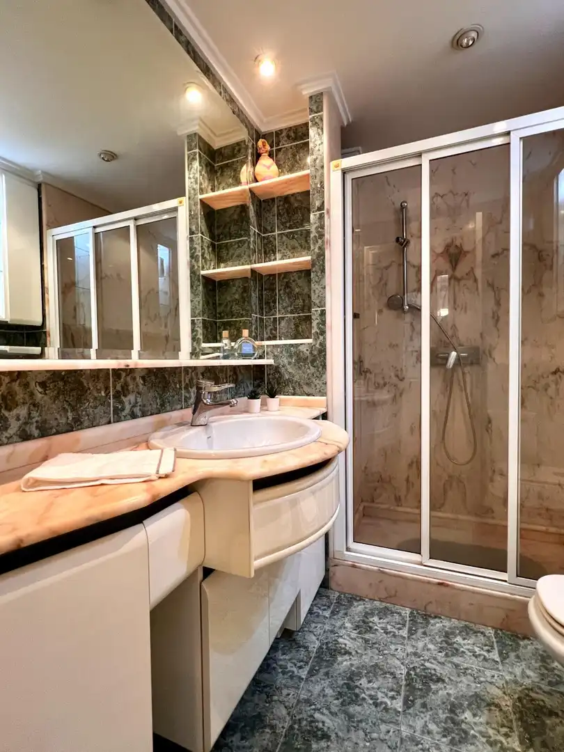 Baño de Piso en venta en Tavernes Blanques con Aire acondicionado, Calefacción y Parquet