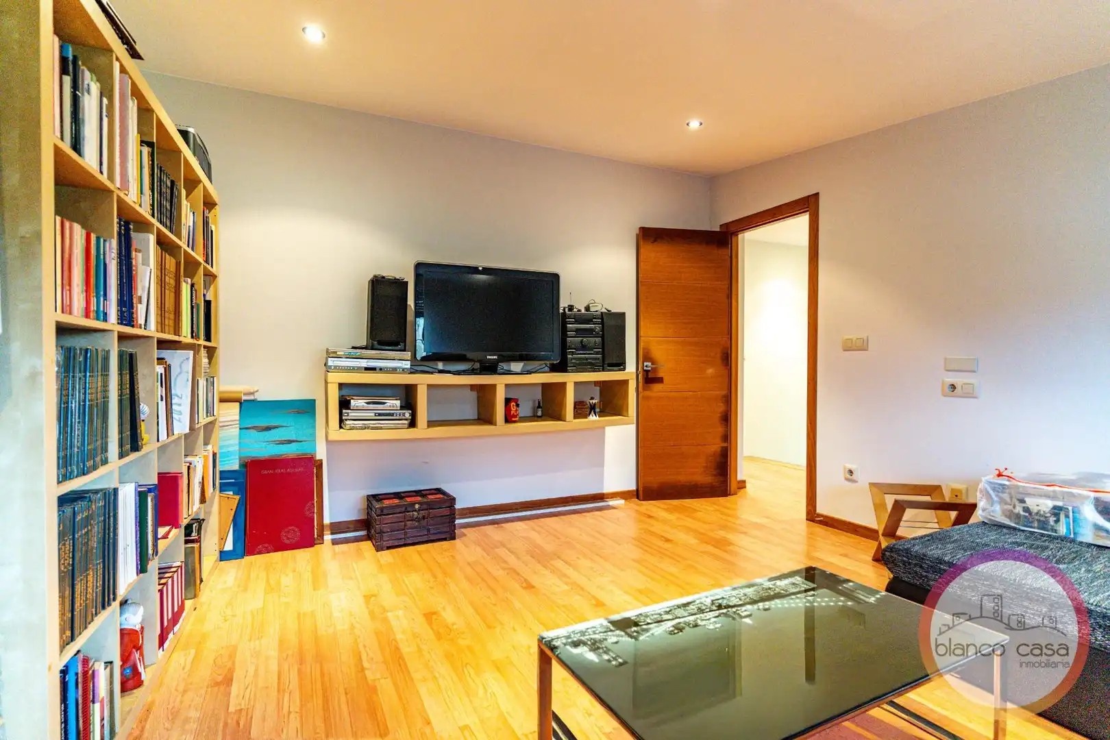 Sala de estar de Casa o chalet en venta en Carballo con Calefacción, Jardín privado y Trastero