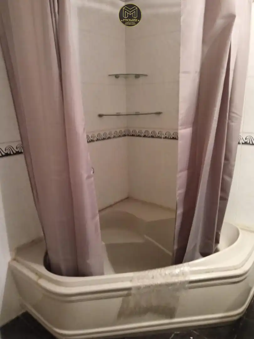 Baño de Piso de alquiler en San Martín del Tesorillo