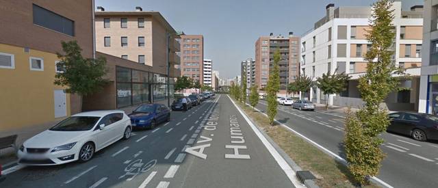 Local comercial en Venta en Avenida de los Derechos Humanos en Zabalgana