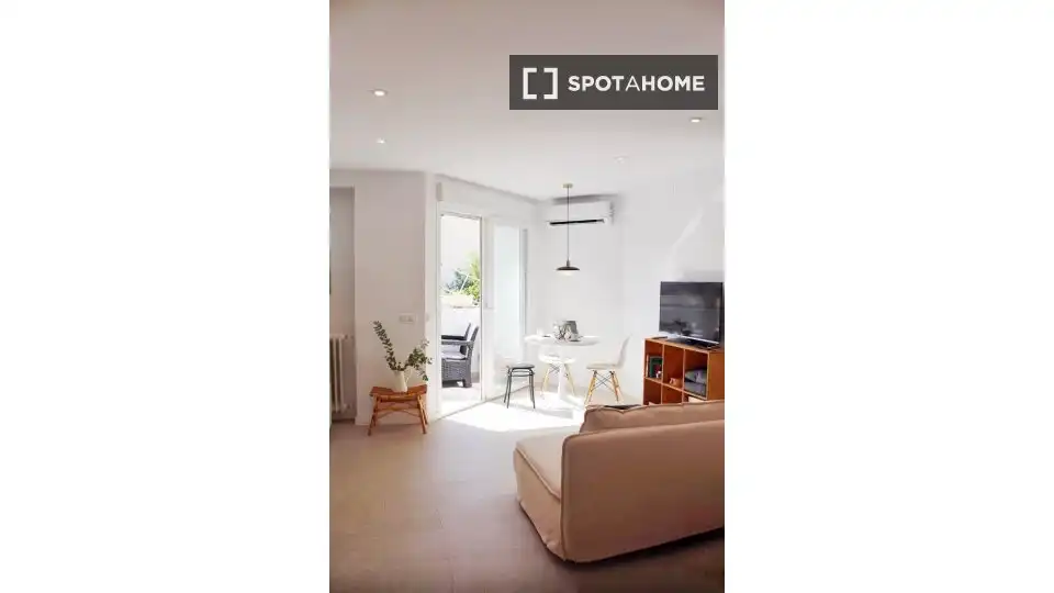 Sala de estar de Piso de alquiler en Madrid con Aire acondicionado, Calefacción y Amueblado