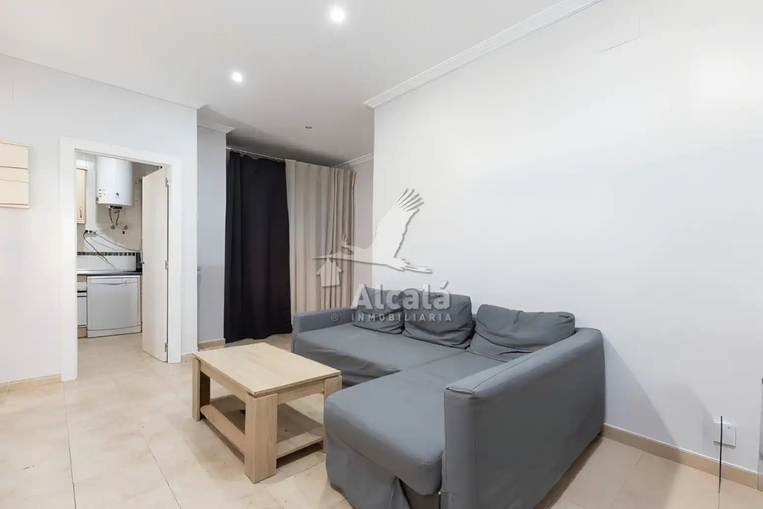 Sala de estar de Piso en venta en Madrid con Calefacción, Jardín privado y Piscina