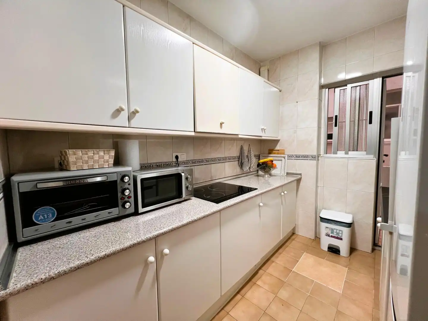 Cocina de Piso de alquiler en Granada con Amueblado
