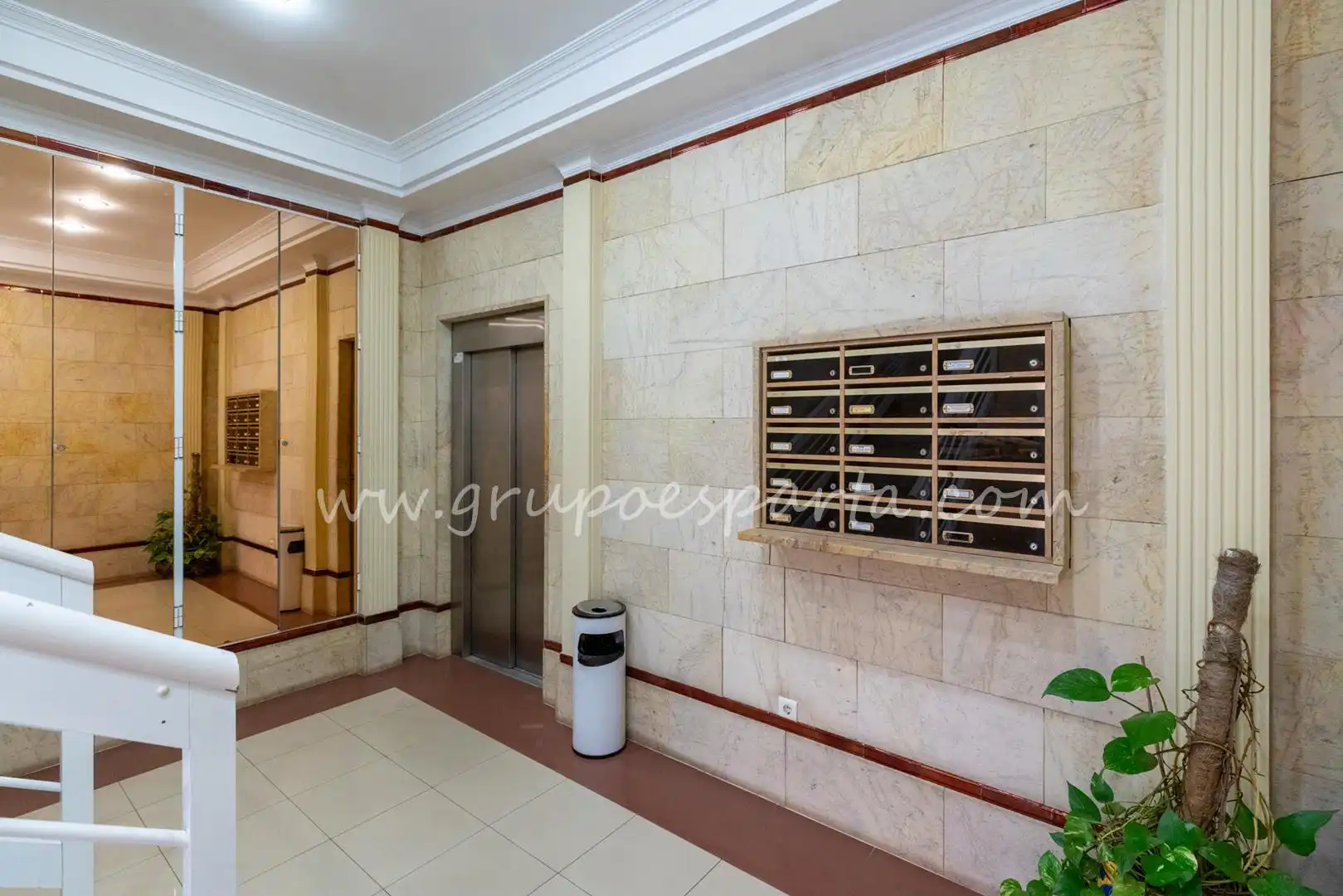 Flat for sale in Sevilla  with Air Conditioner and Terrace