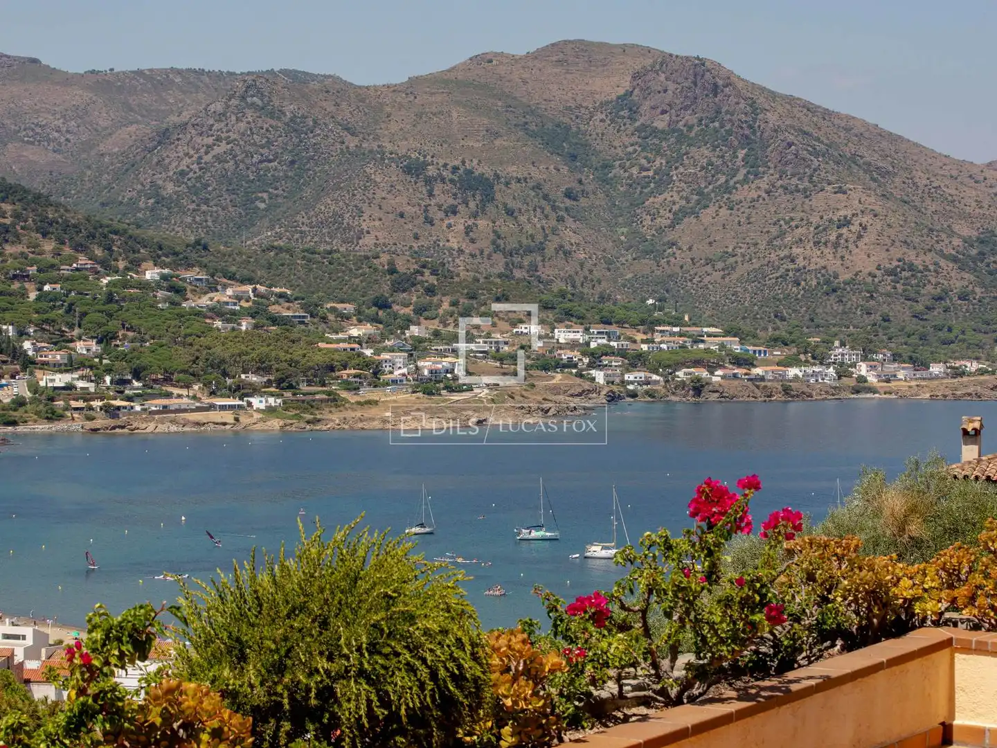 Vista exterior de Casa o xalet en venda en El Port de la Selva amb Calefacció, Terrassa i Traster