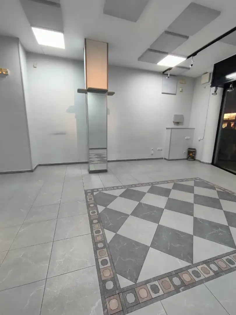 Local comercial en venda a Carrer d'Amadeu de Savoia 166, imagen 7