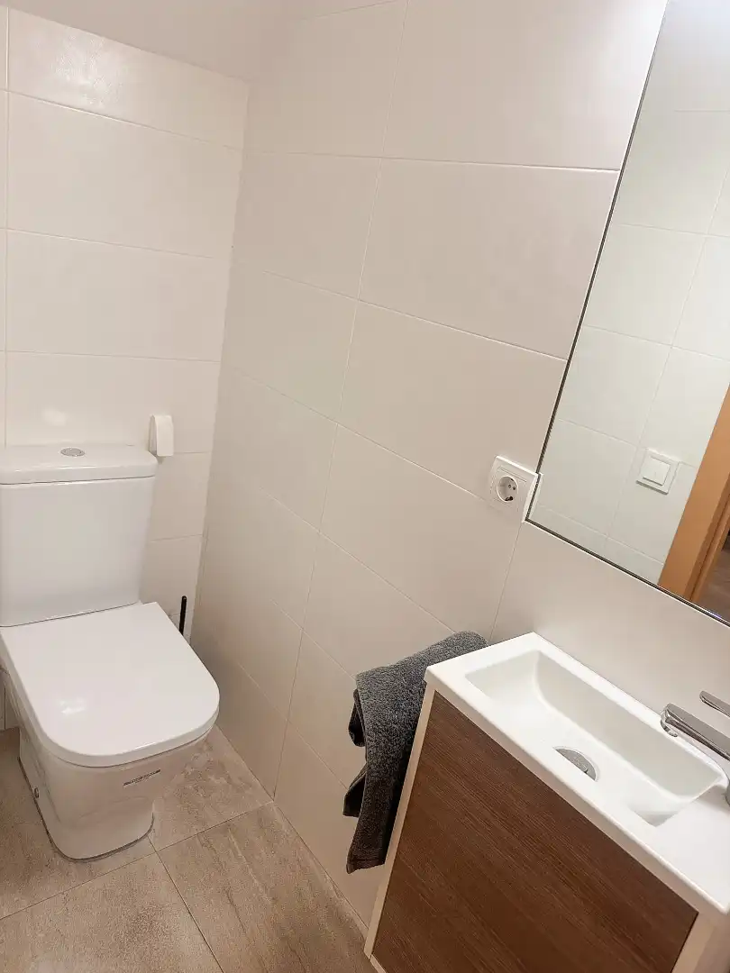Bany de Casa o xalet en venda en Castellón de la Plana / Castelló de la Plana amb Aire condicionat, Terrassa i Traster