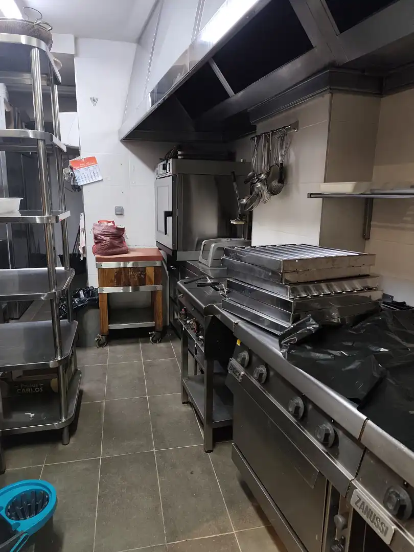 Kitchen of Commercial properties for transfer in Carballo  with Terrace and Furnished