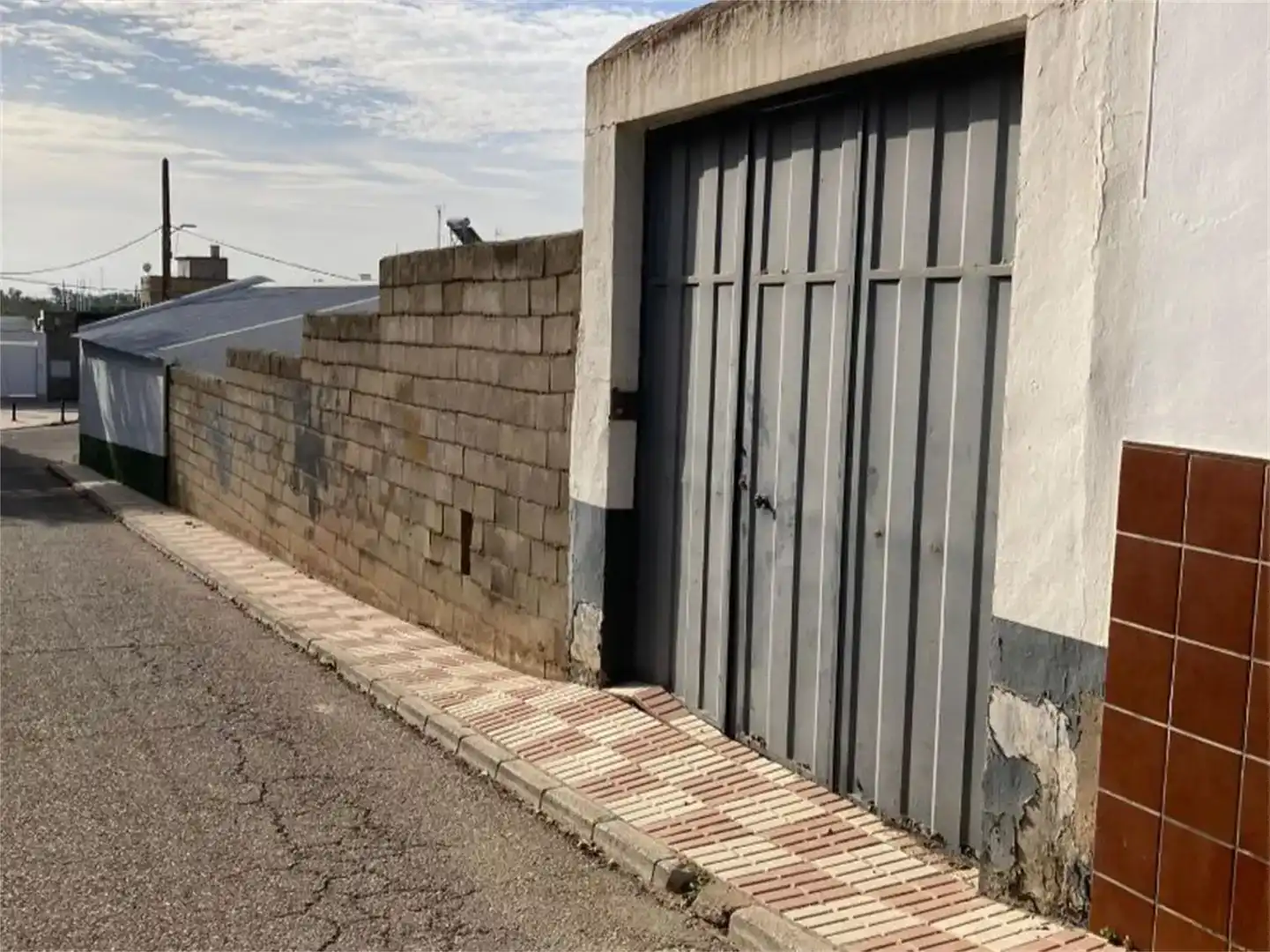 Exterior view of Land for sale in Alcalá del Río