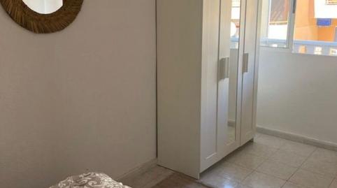 Foto 3 de Apartamento de alquiler en Roentgen, Zona Playa de los Locos, Torrevieja
