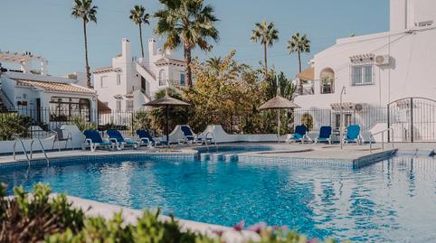 Foto 2 de Casa adosada en venda a Villamartín - Las Filipinas, Orihuela