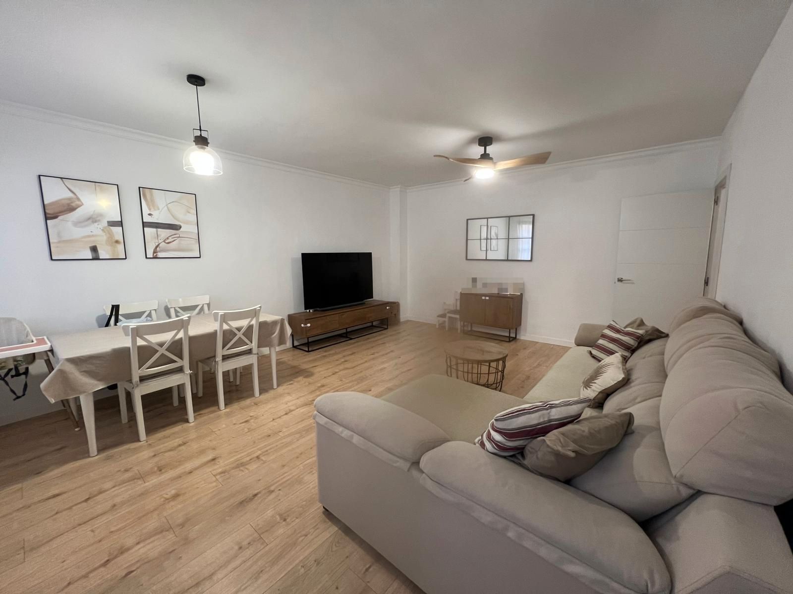 Sala de estar de Casa o chalet en venta en Aranjuez con Aire acondicionado, Calefacción y Amueblado