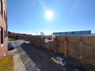 Wohnung mit Balkon zum Verkauf in Calle DON PABLO ANTOÑANA ANGULO