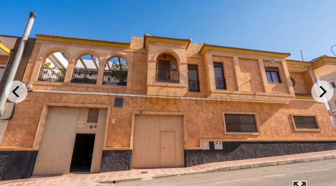 Adosado con terraza en venta en Calle Rojales, imagen 2