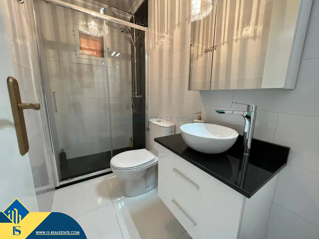 Badezimmer von Wohnungen zum Verkauf in Torrevieja mit Klimaanlage, Heizung und Terrasse