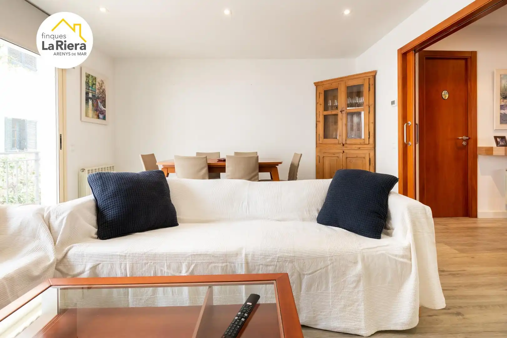 Sala d'estar de Casa o xalet en venda en Arenys de Munt amb Calefacció, Terrassa i Traster
