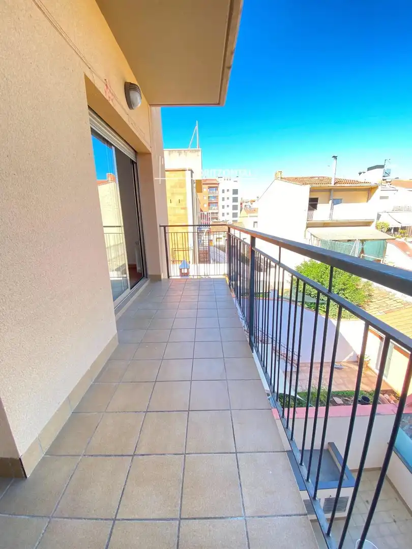 Balcony of Attic for rent in Sabadell  with Air Conditioner, Heating and Terrace