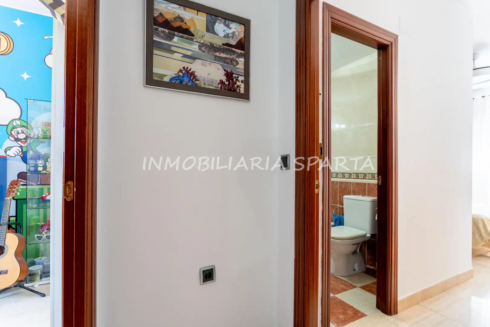 Detached homes for sale in Espartinas  with Air Conditioner and Heating