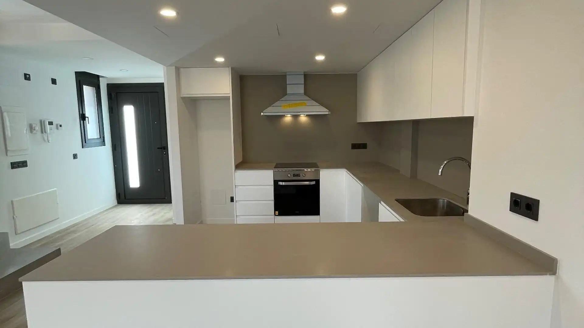 Single-family semi-detached for sale in Carrer Carrer Ángel Guimerá, 55