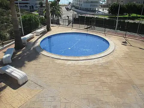 Piscina de Casa adosada en venta en Cullera con Aire acondicionado, Calefacción y Terraza