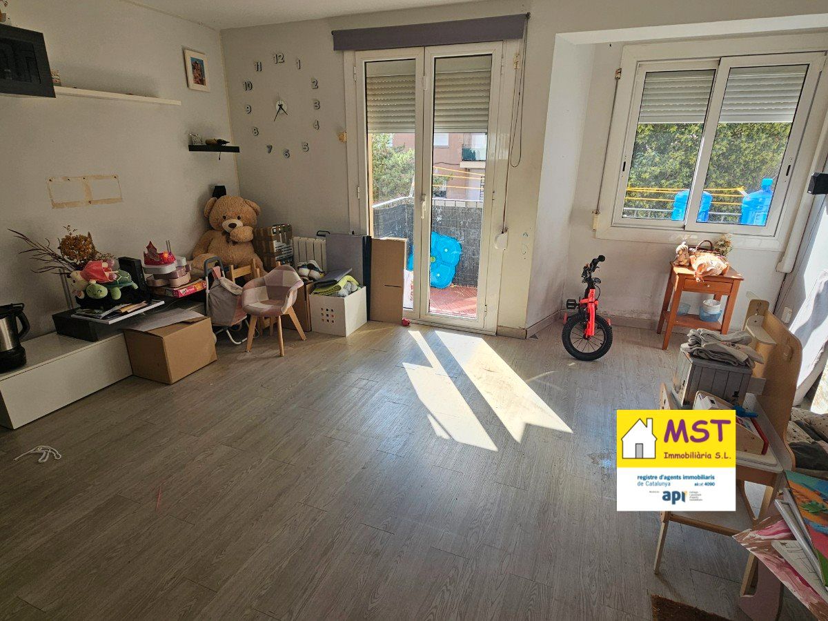 Sala d'estar de Pis en venda en Navàs amb Aire condicionat, Calefacció i Balcó