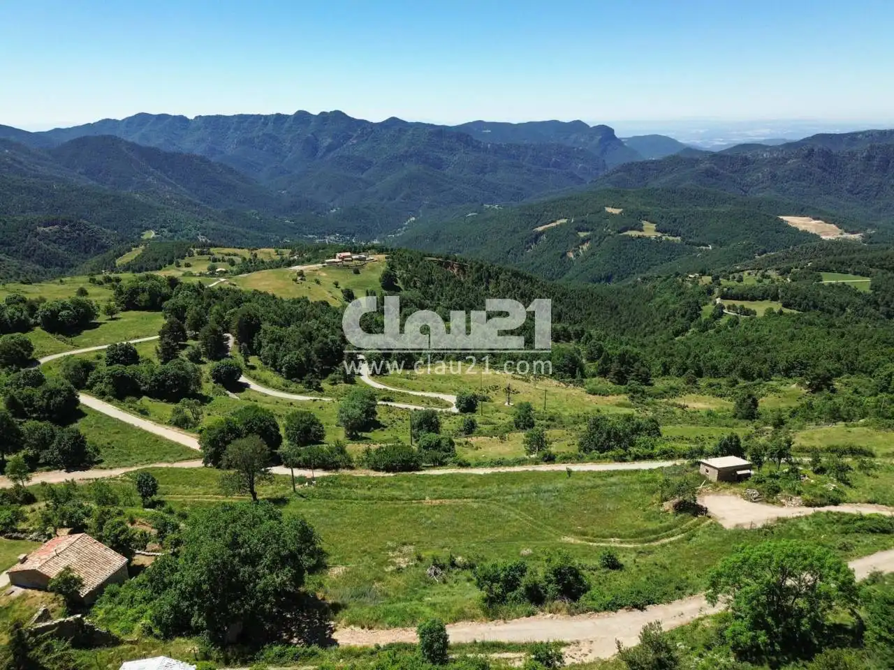 Country homes for sale in Calle Refugi Cal Foguet, Guixers