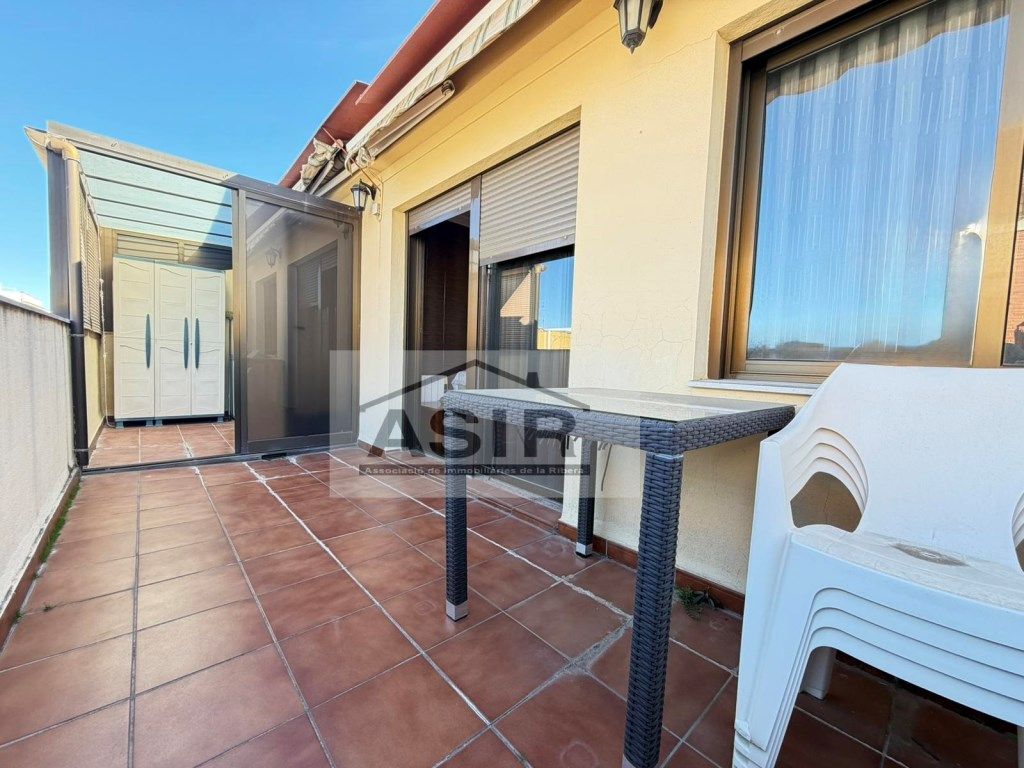 Àtic de lloguer a Calle Cardenal Vera, Sants Patrons