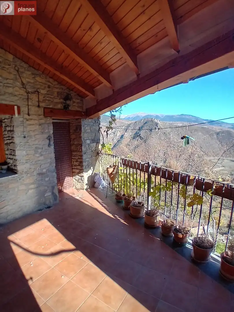Terrassa de Finca rústica en venda en El Pont de Bar amb Calefacció, Jardí privat i Terrassa