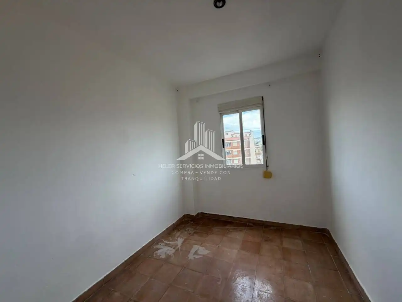 Schlafzimmer von Wohnung zum Verkauf in Castellón de la Plana / Castelló de la Plana mit Balkon