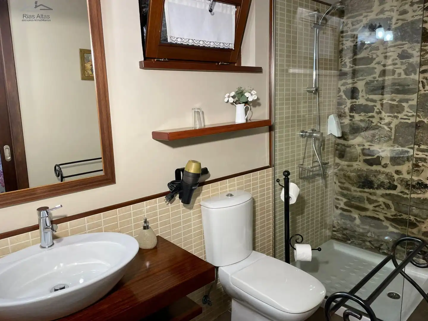Baño de Casa o chalet en venta en Ordes con Jardín privado y Trastero