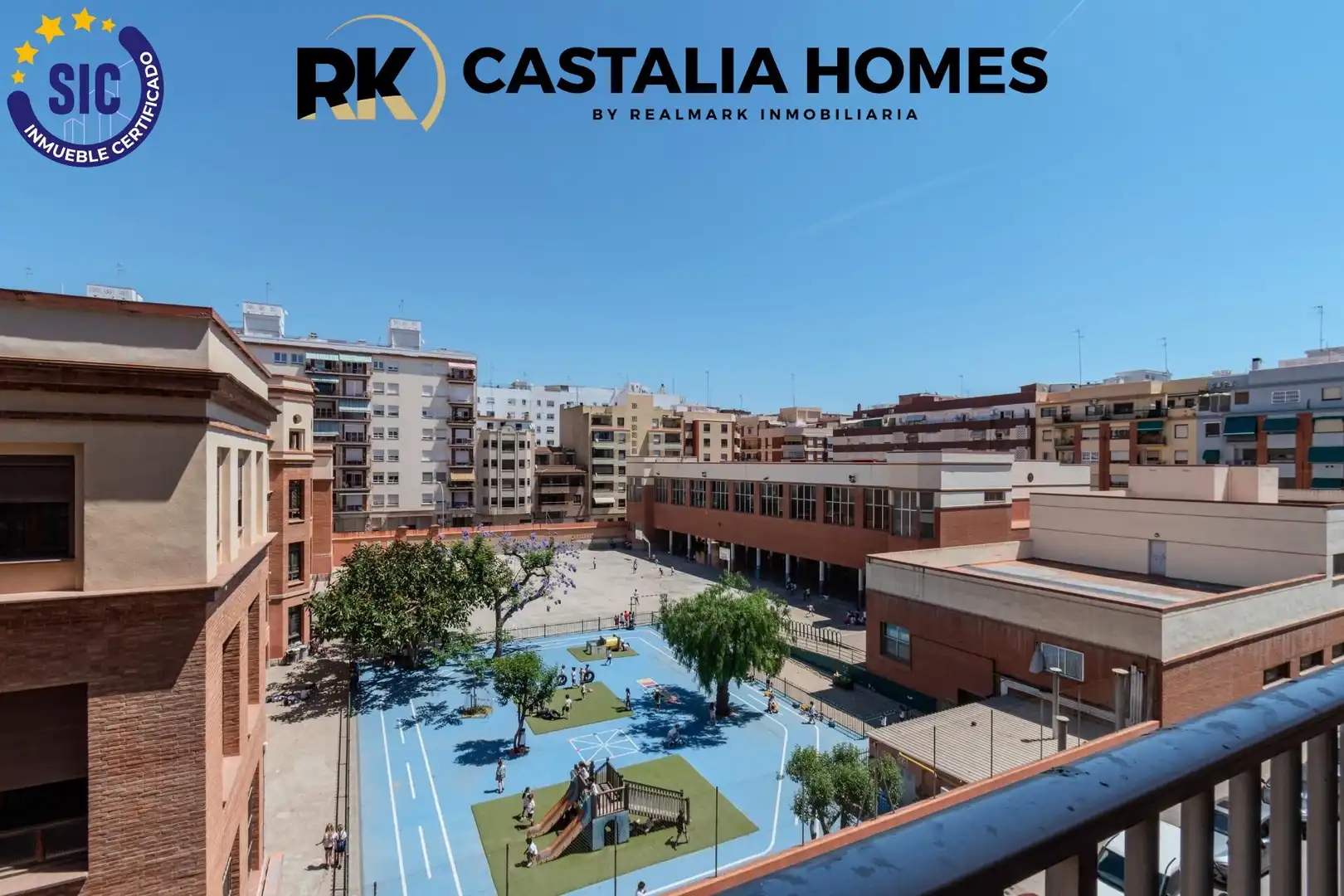 Vista exterior de Piso en venta en Castellón de la Plana / Castelló de la Plana con Amueblado y Balcón