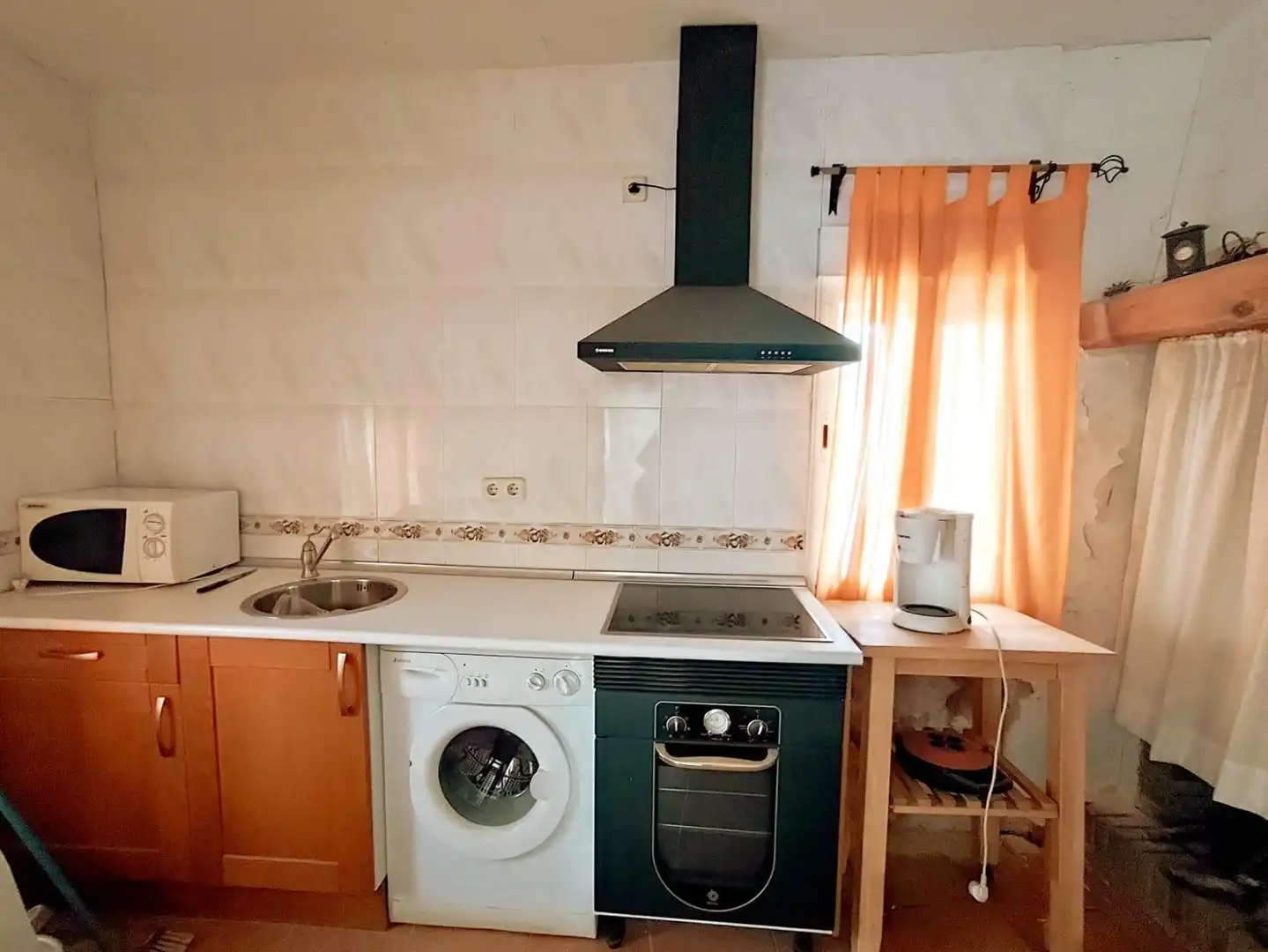 Cuina de Casa o xalet en venda en Almoguera amb Jardí privat